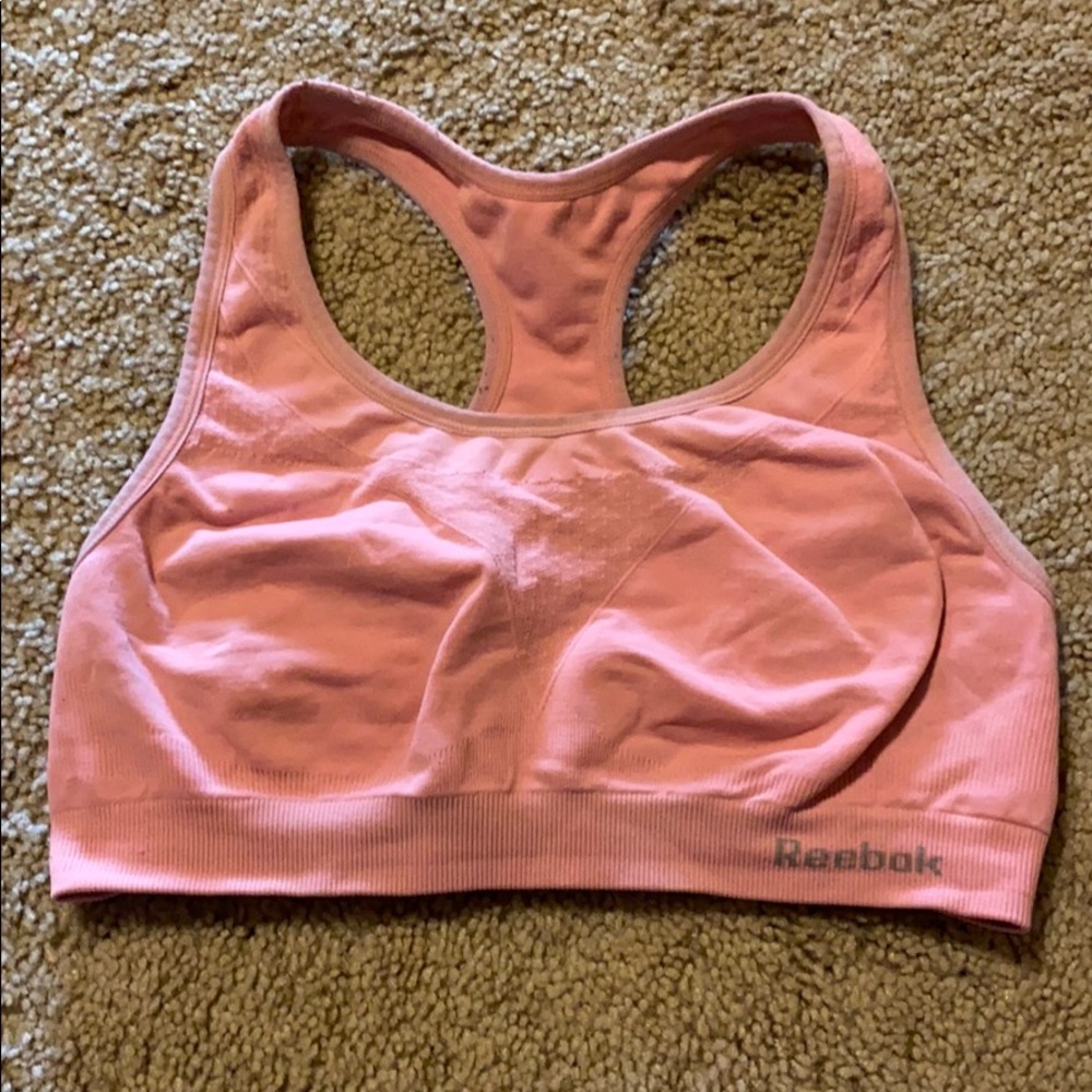 pink sports bra
